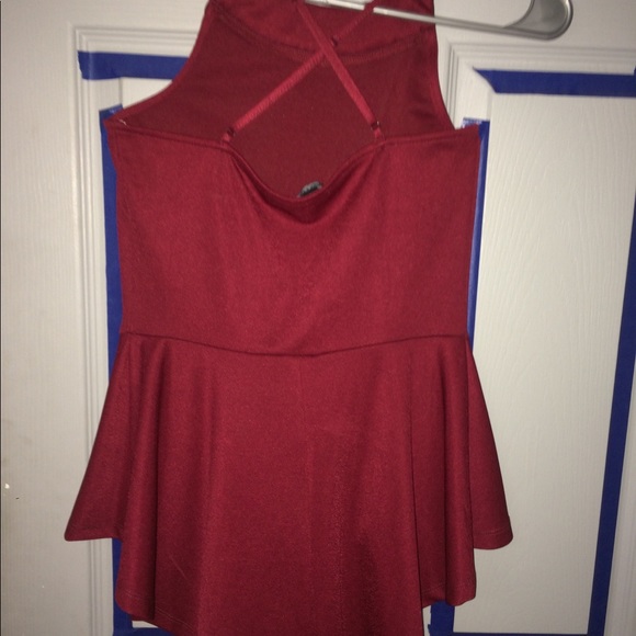 Red top - Picture 5 of 7